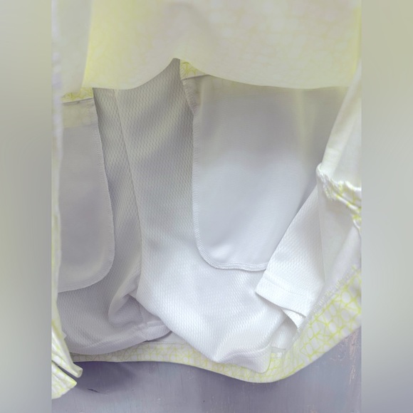 Adidas Golf Skirt with built in shorts- Med (green/white) - Picture 5 of 5